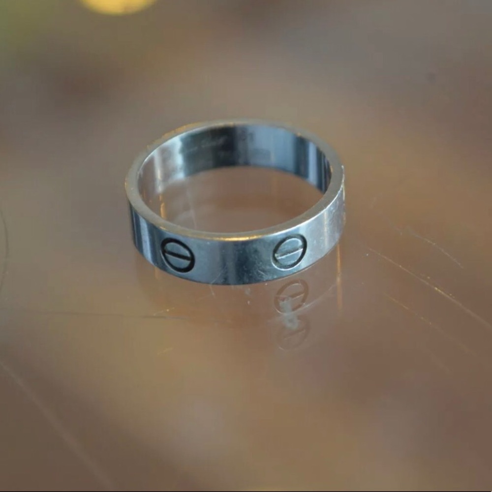 Authentic Cartier love ring - Picture 3 of 3